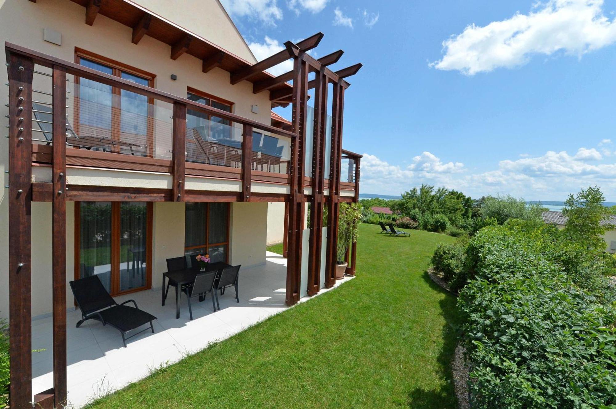 Aranymandula Apartmanok Balatonakali Extérieur photo